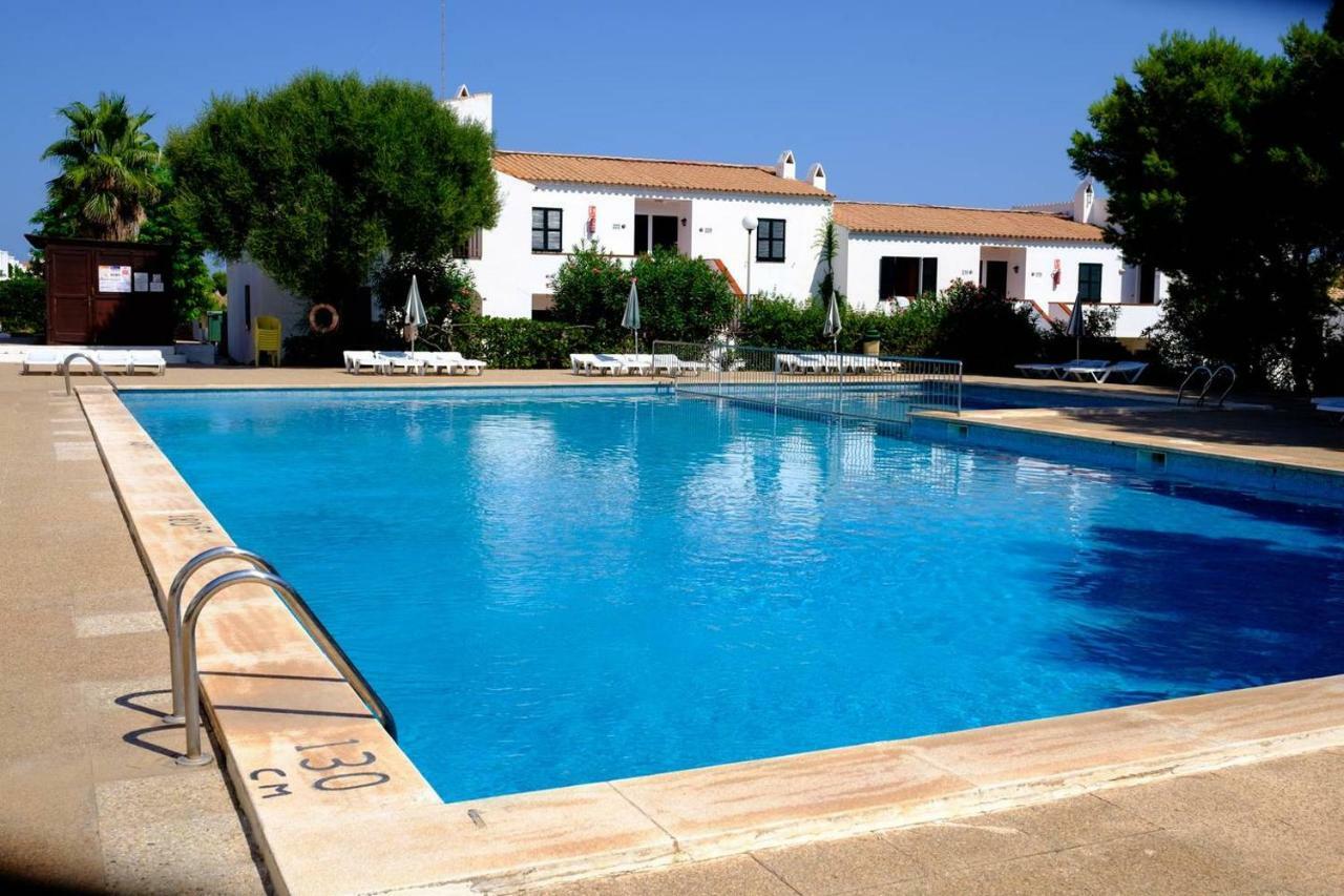 Апартаменти Vistas Al Mar Y La Piscina Ареналь-д'ен-Кастель Екстер'єр фото